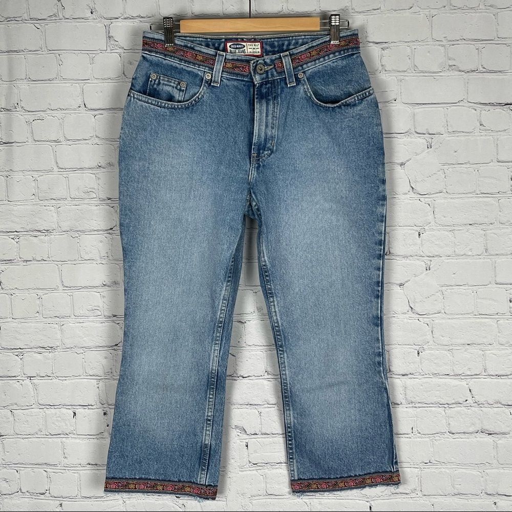 OLD NAVY women's blue boho crop ankle jeans with embroidery trim boho, size 6 - Picture 2 of 13